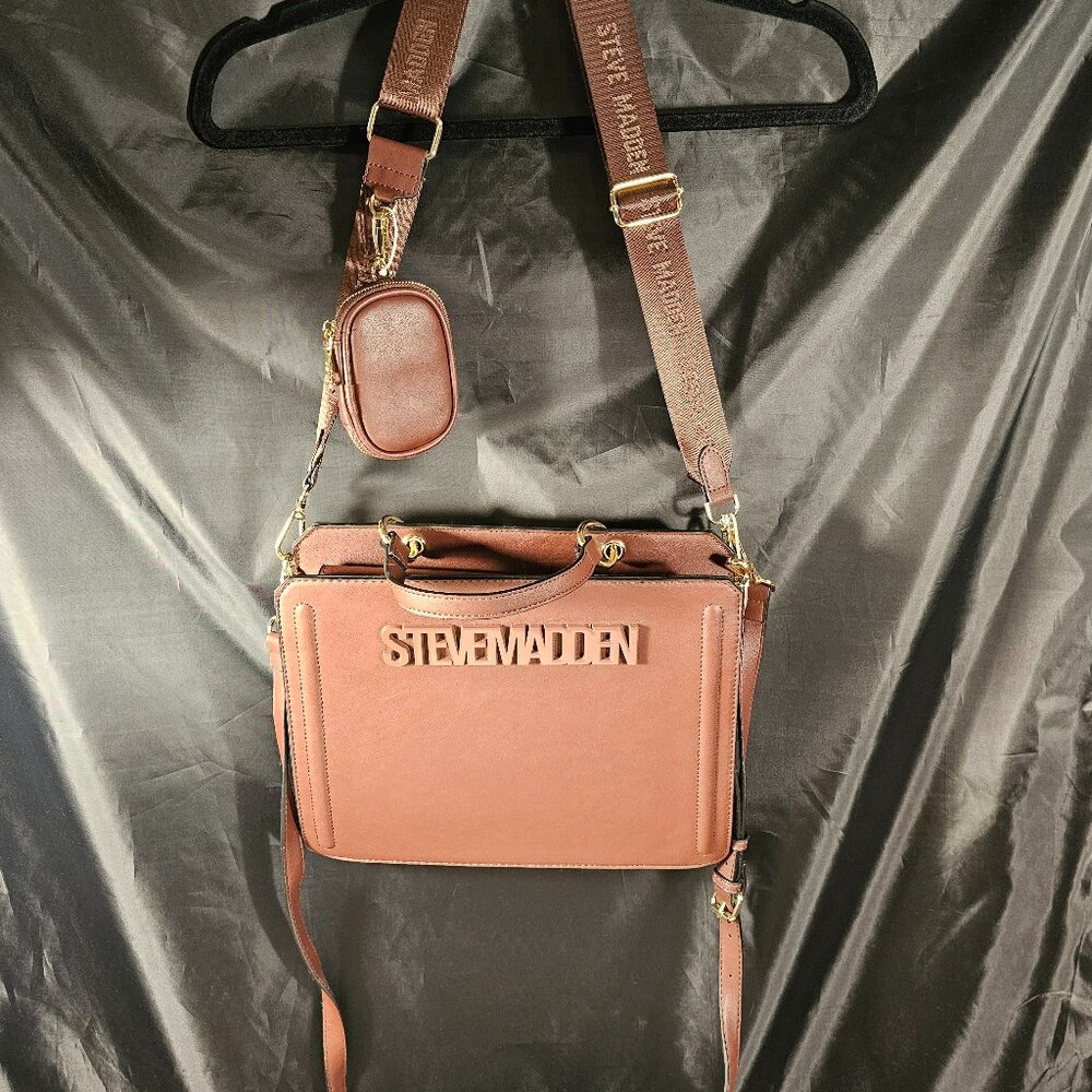 Steve Madden burgundy faux leather bag. NWOT